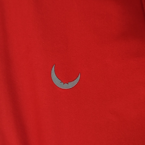 Zyia Light 'n Tight Pocket High-Rise Capris 20" (6-8) - Picture 9 of 9